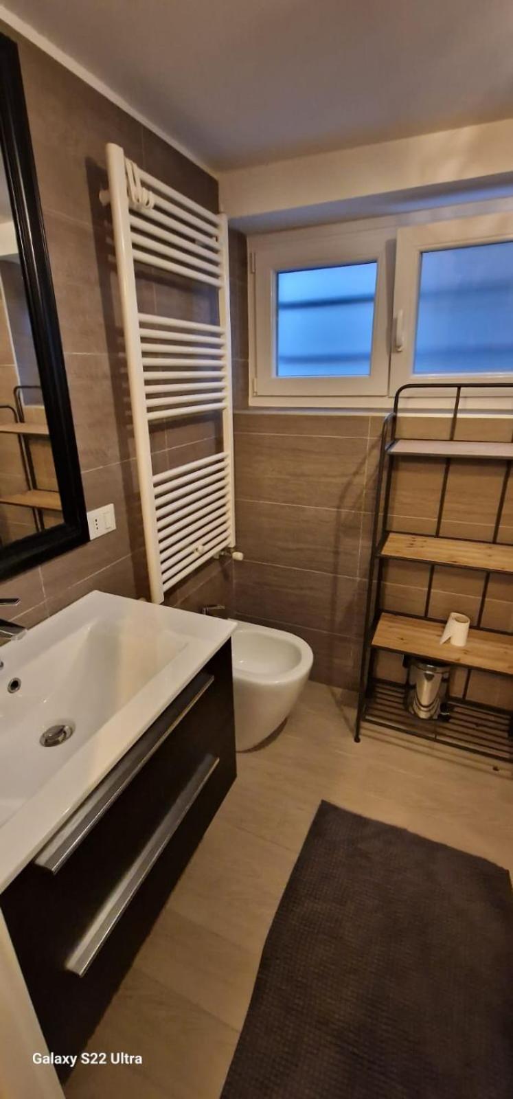 Double A Guest House Mestre Luaran gambar