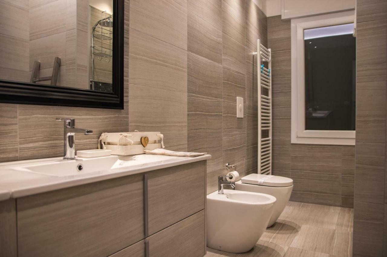 Double A Guest House Mestre Luaran gambar