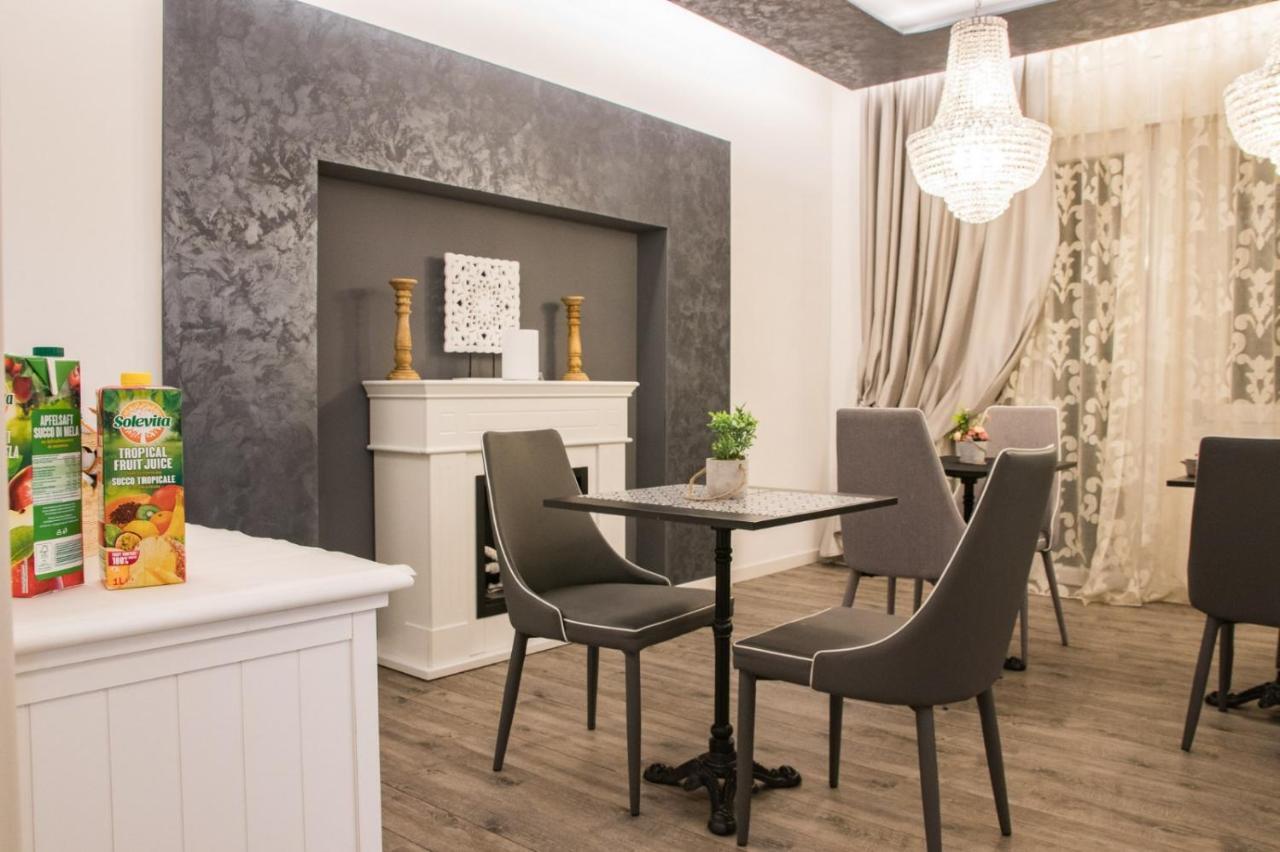 Double A Guest House Mestre Luaran gambar
